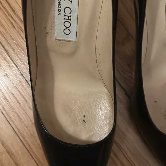 Amazing condition Jimmy Choo Agnes 247 in black patent